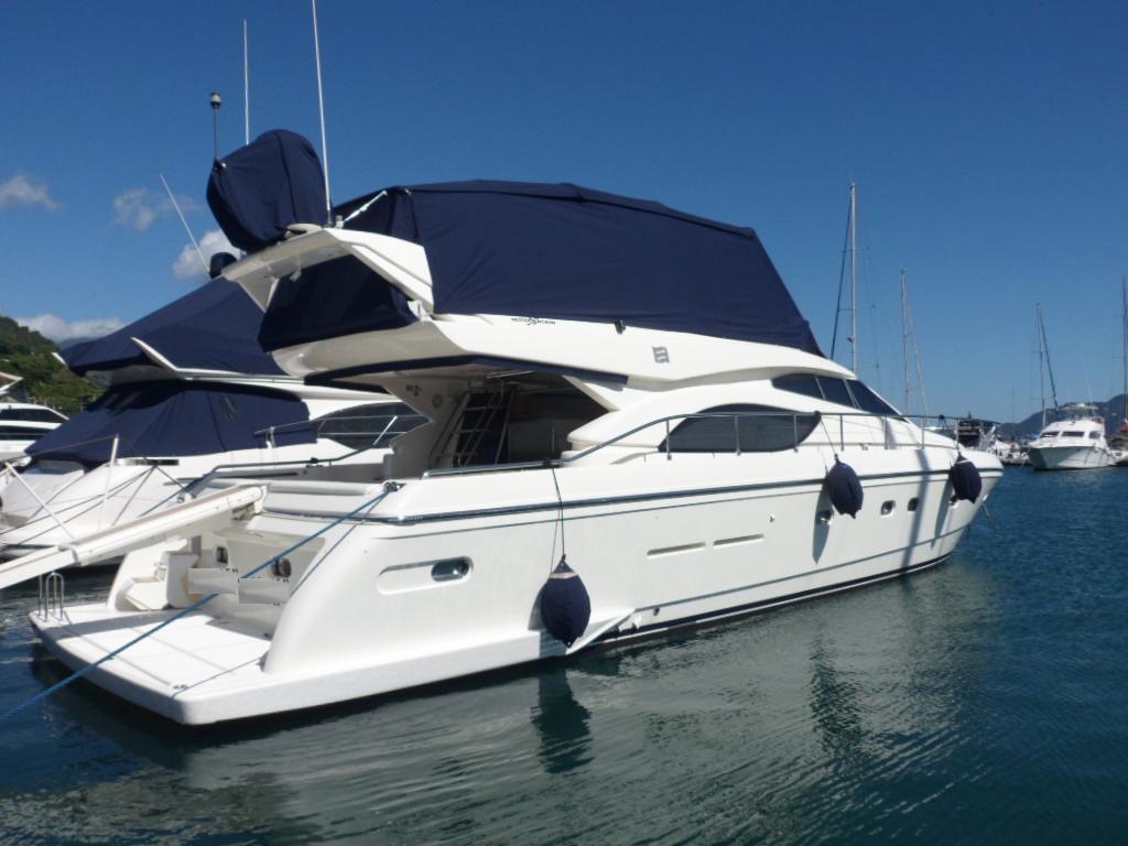 FERRETTI 55' 2000